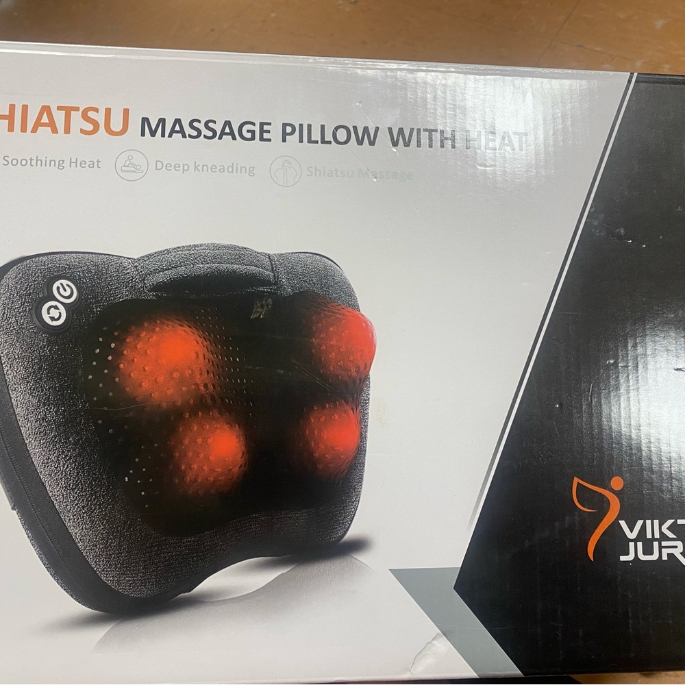 Shiatsu Massage Pillow with Heat new open box